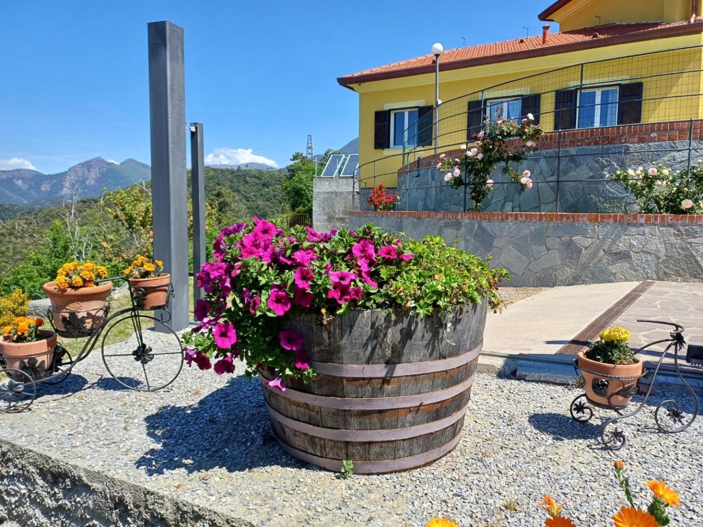 Joivy Villa Guanna - Charming Flat With Garden Bracco Exterior foto
