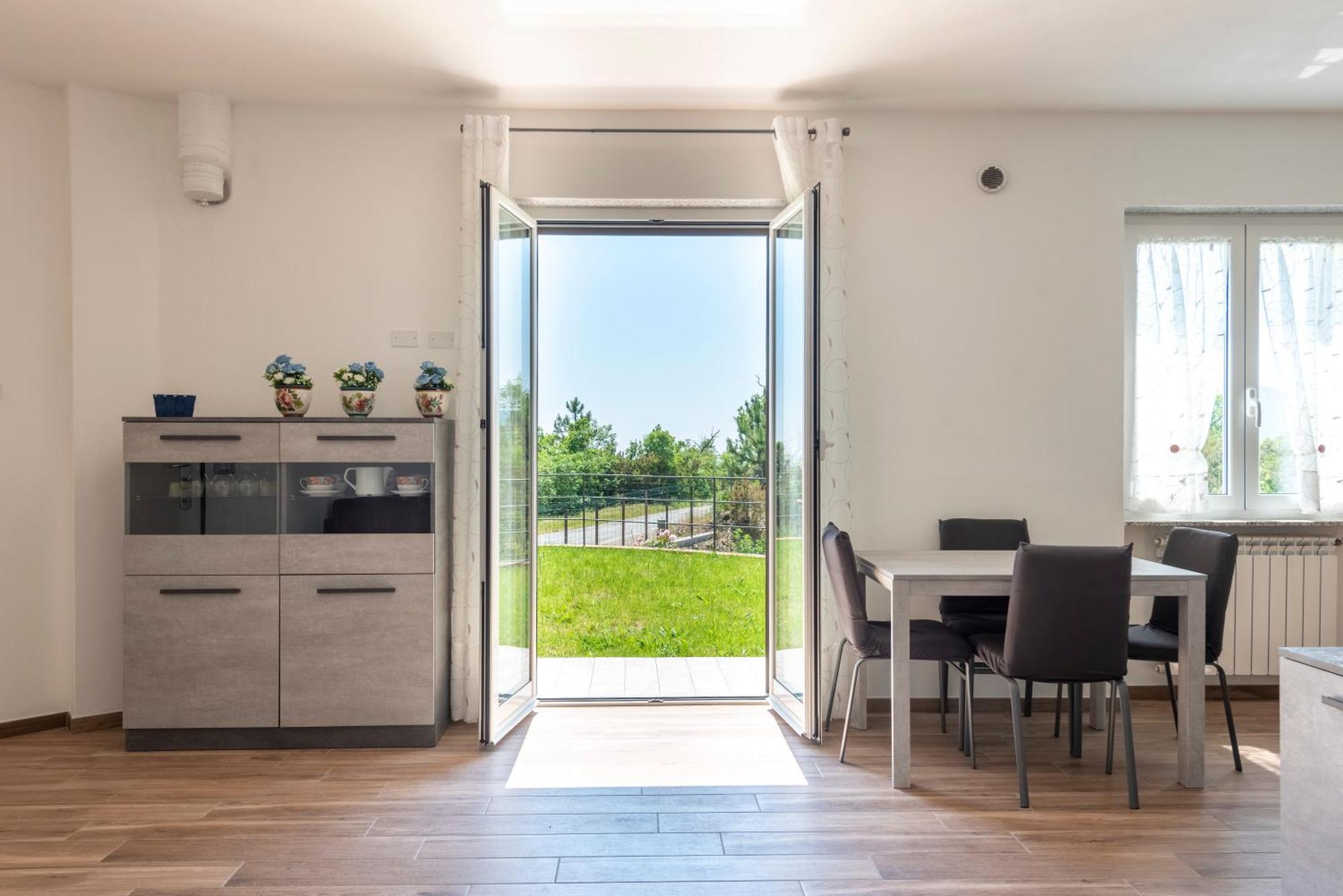 Joivy Villa Guanna - Charming Flat With Garden Bracco Exterior foto